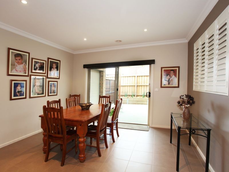 73 Arena Parade, Officer VIC 3809