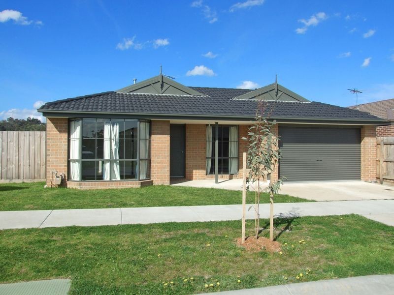 30 Pomegranate Way, Pakenham VIC 3810