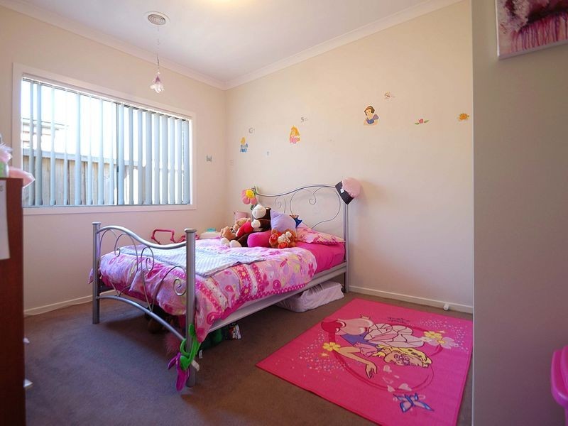 3 Mia Drive, Pakenham VIC 3810