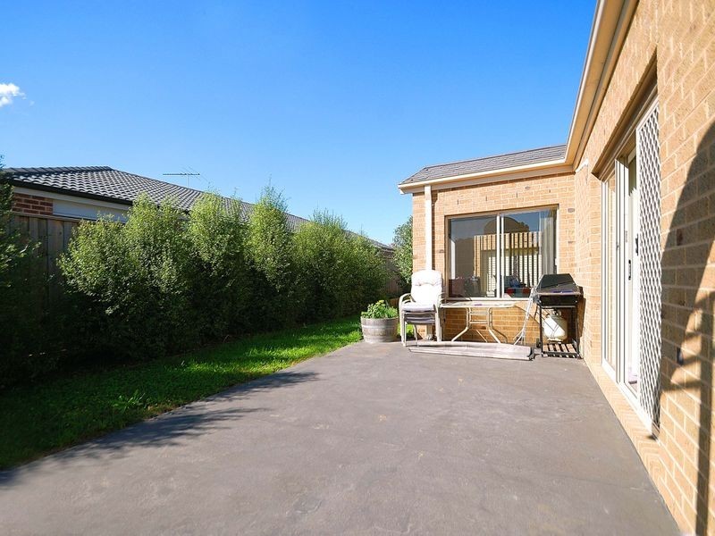 3 Mia Drive, Pakenham VIC 3810