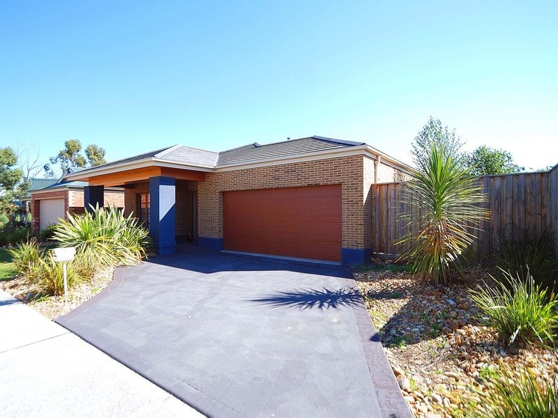 3 Mia Drive, Pakenham VIC 3810