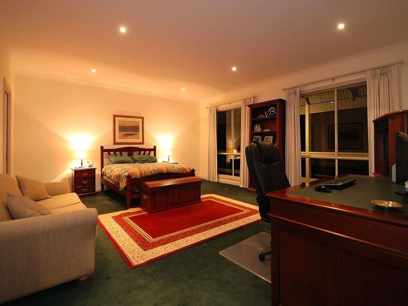 84 Murrawong Road, Maryknoll VIC 3812