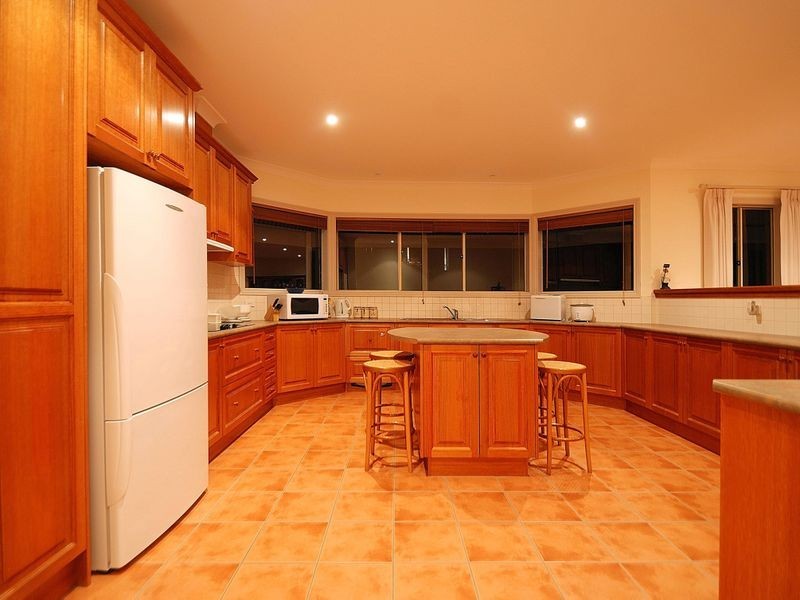 84 Murrawong Road, Maryknoll VIC 3812