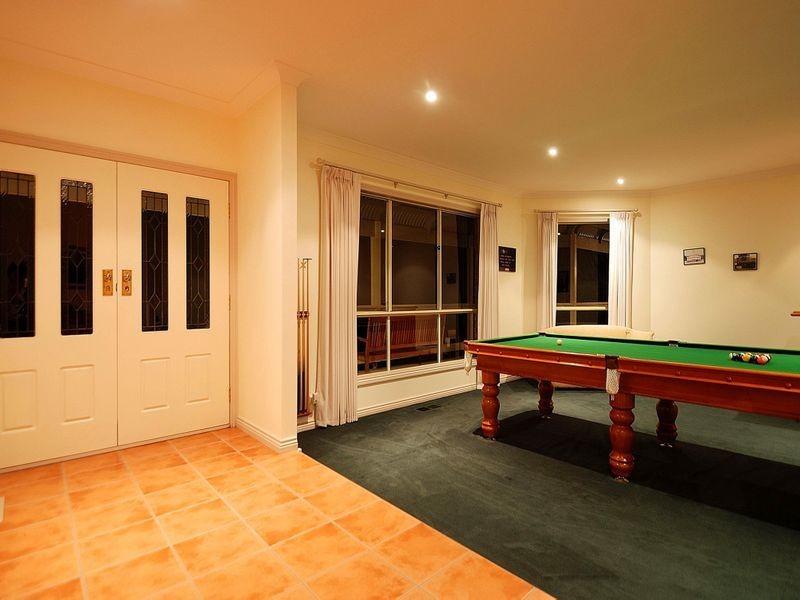 84 Murrawong Road, Maryknoll VIC 3812