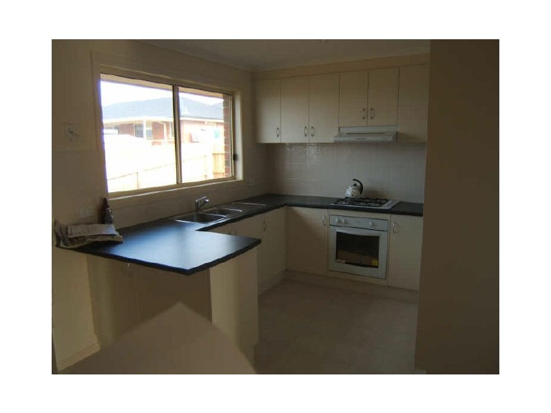 7 Luca Place, Pakenham VIC 3810