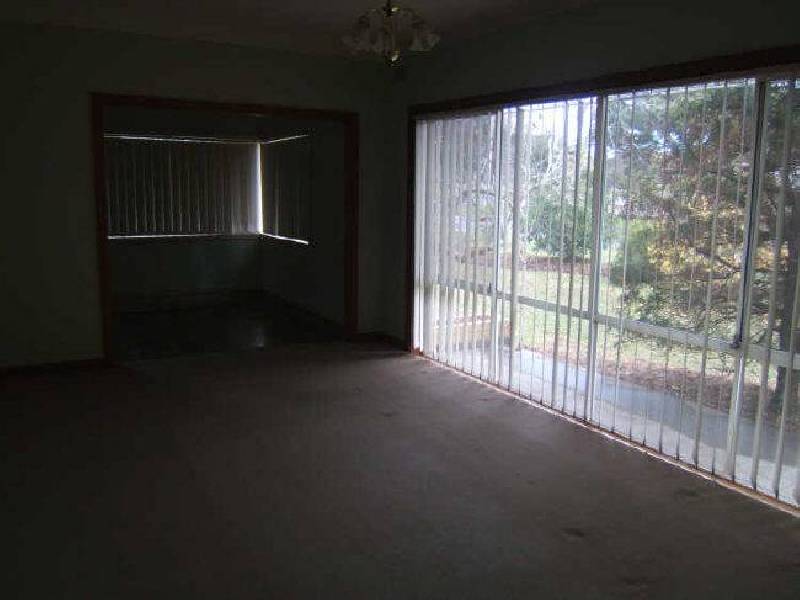 30 Rogers Street, Pakenham VIC 3810