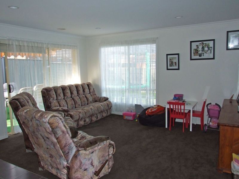 7 Killarney Crescent, Pakenham VIC 3810