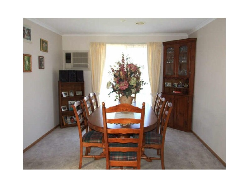 18 McMaster Court, Pakenham VIC 3810