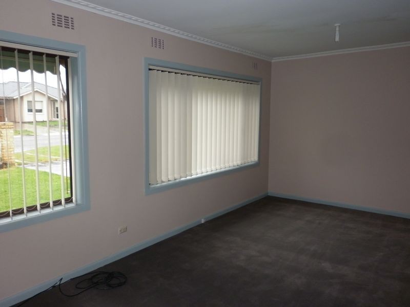 28 Rogers Street, Pakenham VIC 3810