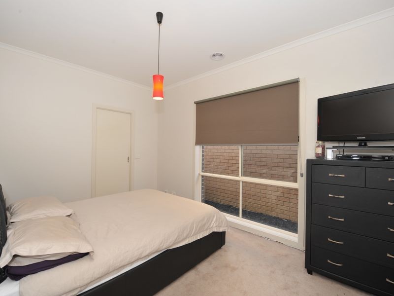 12 Versace Court, Pakenham VIC 3810