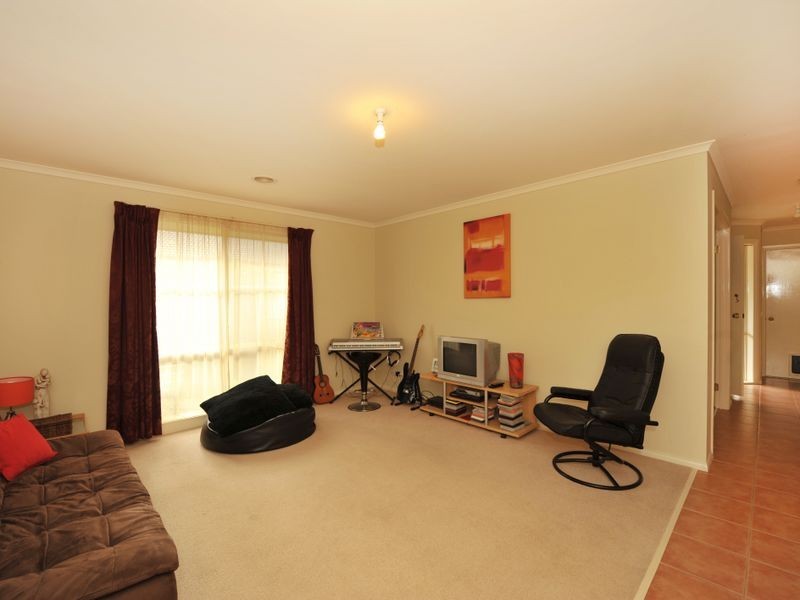 53 Balmoral Way, Pakenham VIC 3810