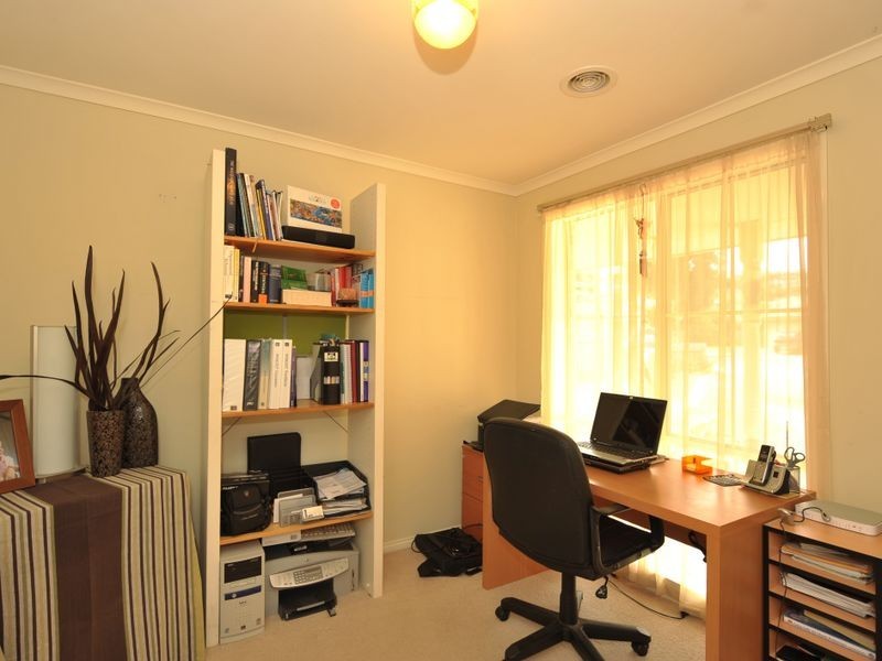 53 Balmoral Way, Pakenham VIC 3810