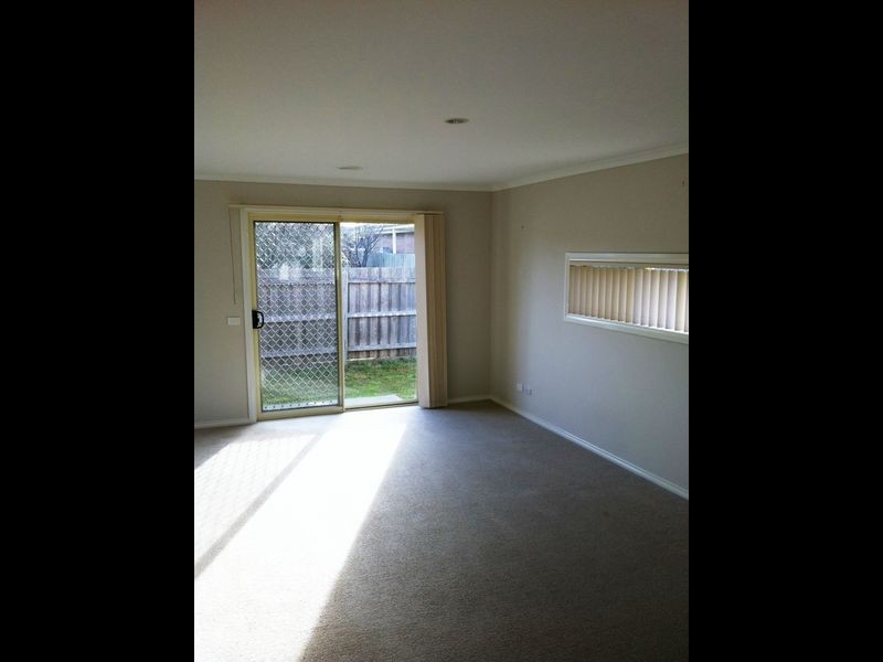 12 Samchelle Court, Pakenham VIC 3810