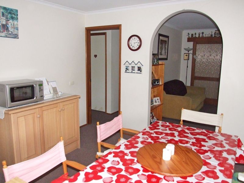 16 Main Street, Pakenham VIC 3810