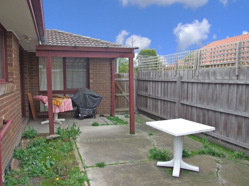 16 Main Street, Pakenham VIC 3810