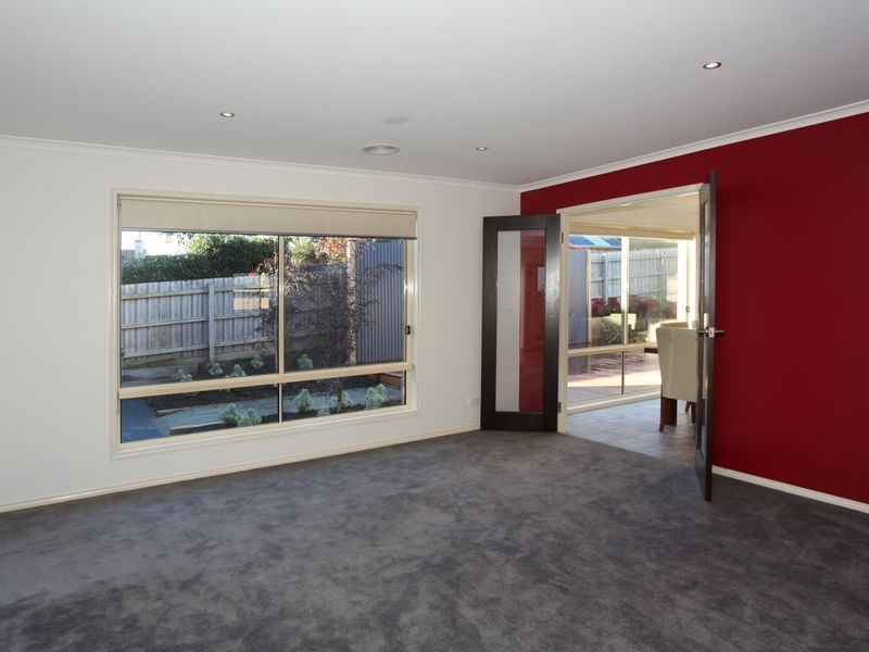 16 Jarrah Court, Pakenham VIC 3810