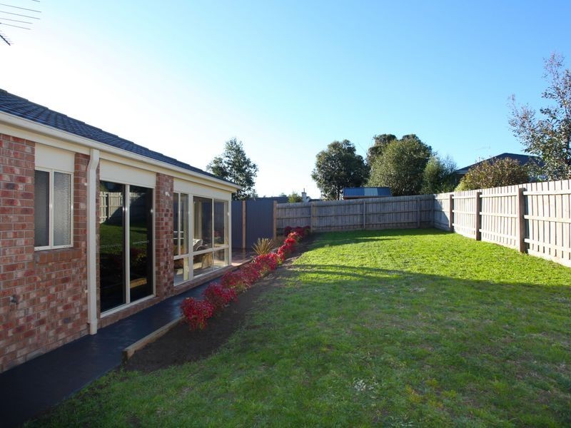 16 Jarrah Court, Pakenham VIC 3810