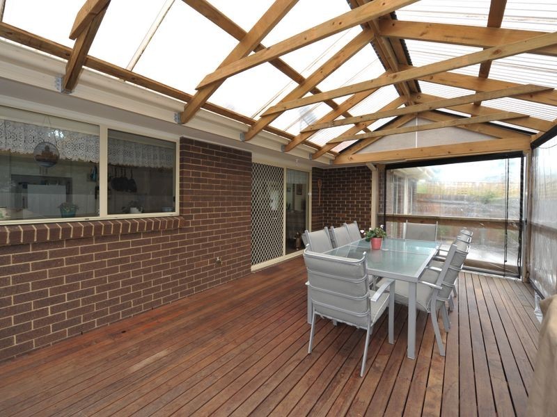 1/90 Manna Gum Drive, Pakenham VIC 3810