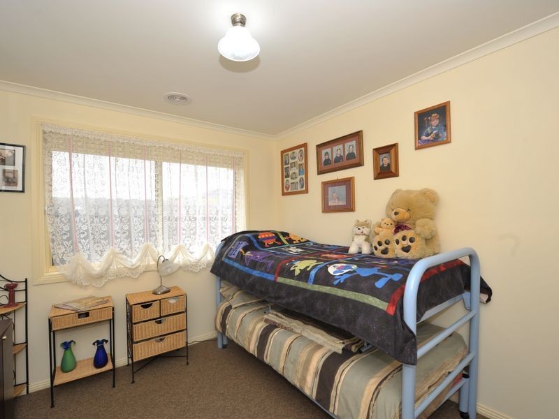 1/90 Manna Gum Drive, Pakenham VIC 3810