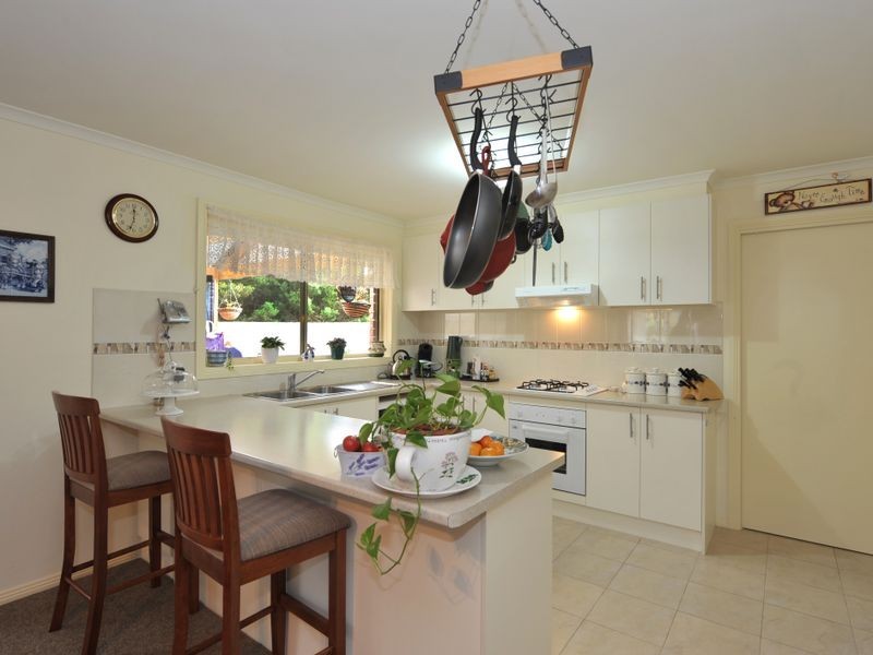 1/90 Manna Gum Drive, Pakenham VIC 3810