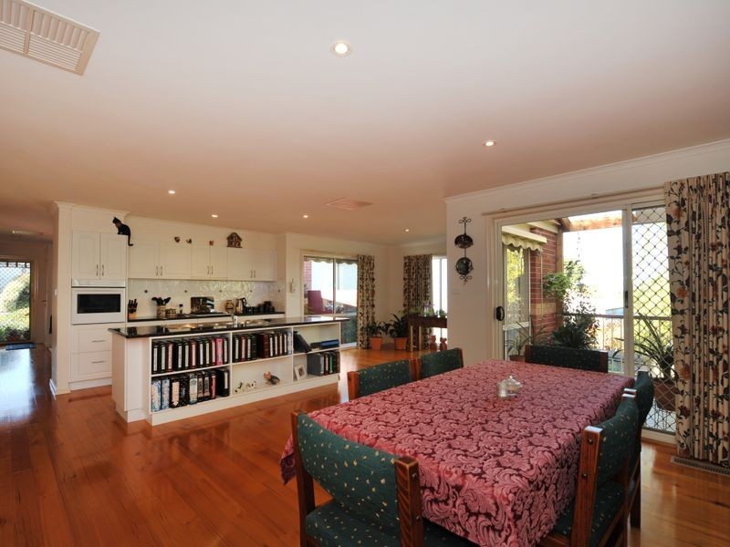 3 McCaffery Rise, Pakenham VIC 3810