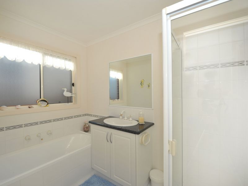 3 McCaffery Rise, Pakenham VIC 3810