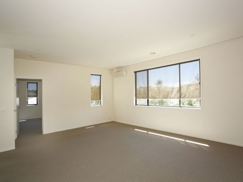 11 Reidel Avenue, Pakenham VIC 3810