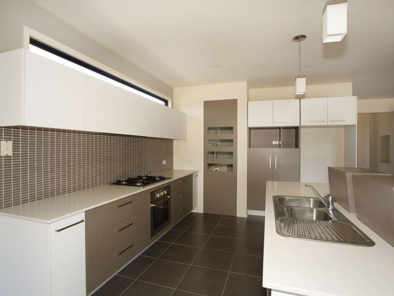 11 Reidel Avenue, Pakenham VIC 3810