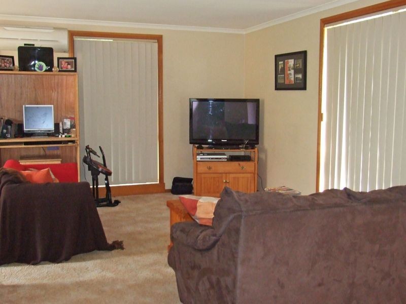 1 Mark Place, Pakenham VIC 3810