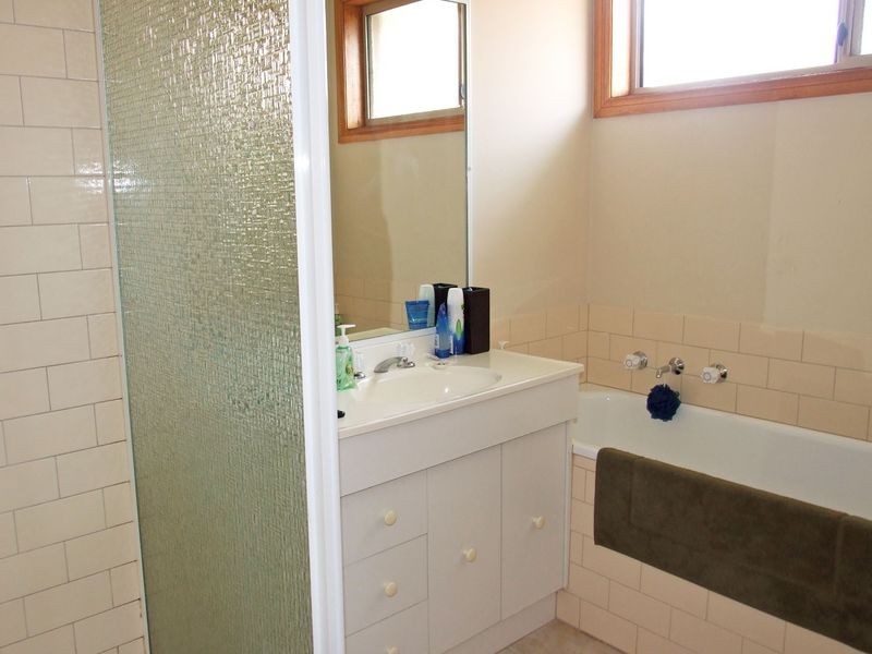 1 Mark Place, Pakenham VIC 3810