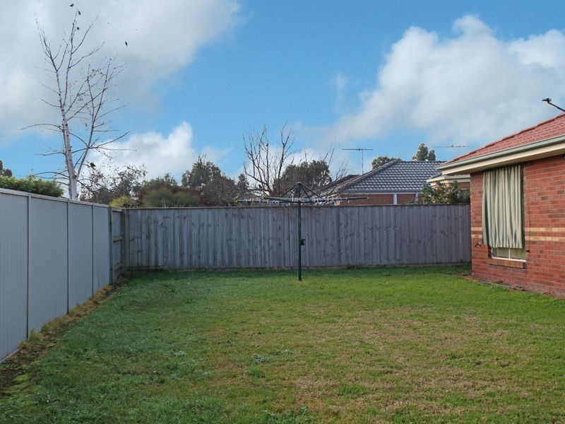 34 Spring Circuit, Pakenham VIC 3810