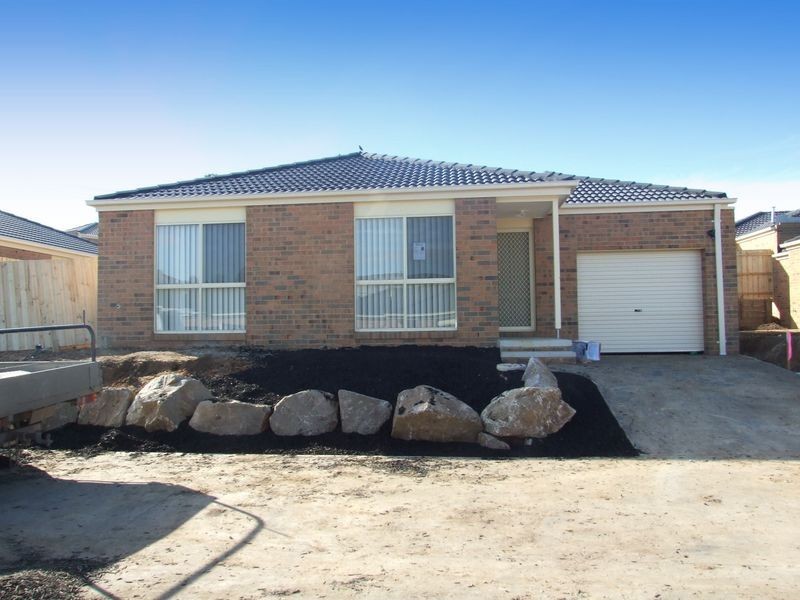 21/18 Ben Drive, Pakenham VIC 3810