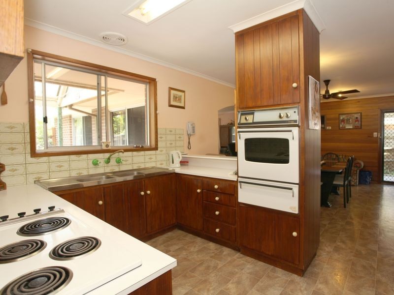 60 Ahern Road, Pakenham VIC 3810
