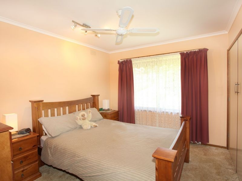 60 Ahern Road, Pakenham VIC 3810