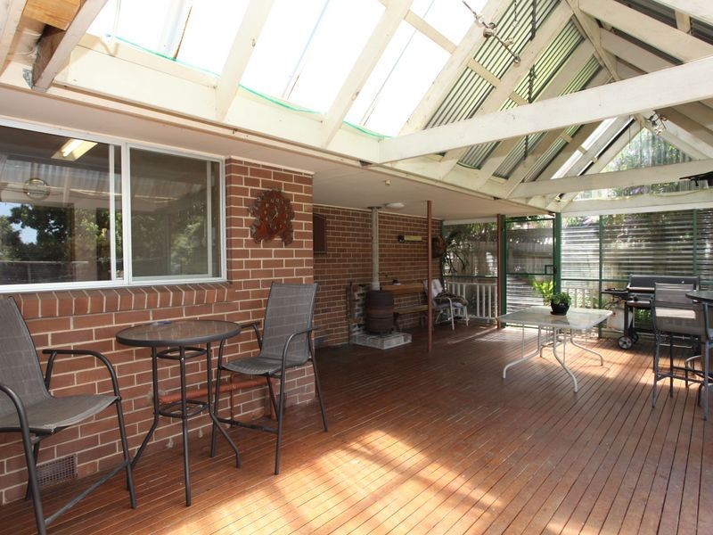60 Ahern Road, Pakenham VIC 3810