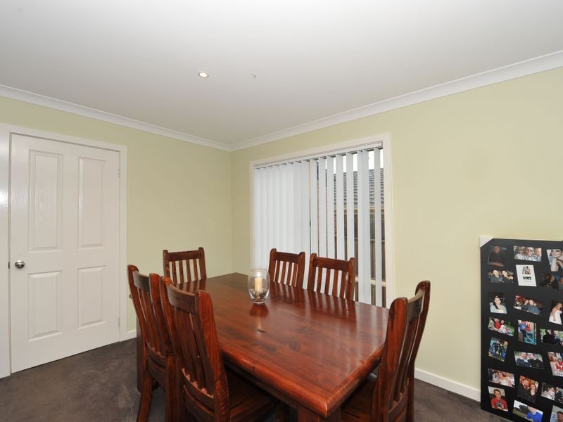 32 Tipperary Circuit, Pakenham VIC 3810
