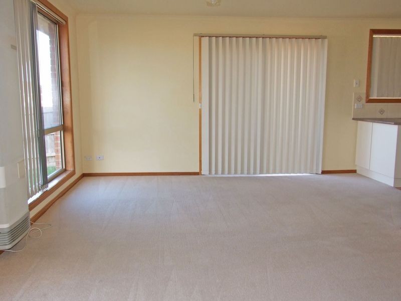 3/63 Pommel Street, Pakenham VIC 3810