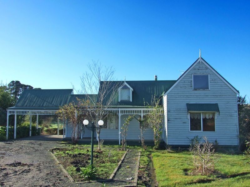 D/140 Toomuc Valley Road, Pakenham VIC 3810