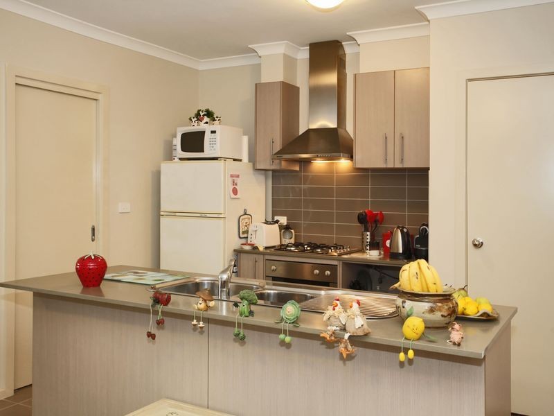 30 Caspian Chase, Pakenham VIC 3810