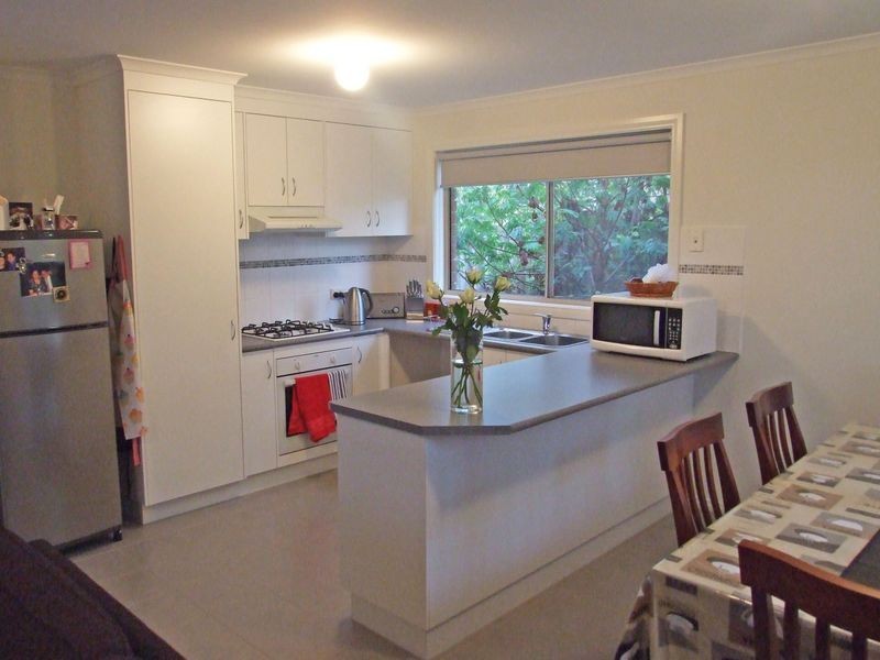 4/13 Red Cherry Court, Pakenham VIC 3810