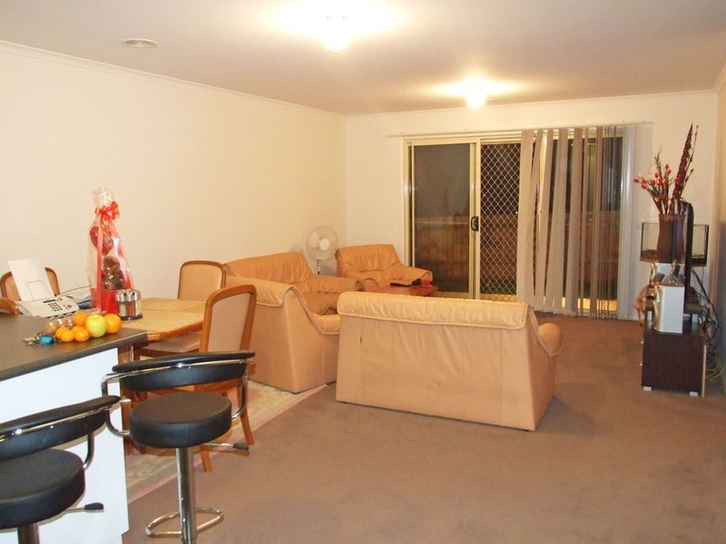 11/40 Army Road, Pakenham VIC 3810