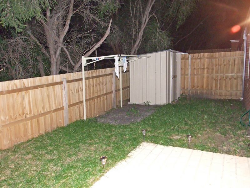 11/40 Army Road, Pakenham VIC 3810