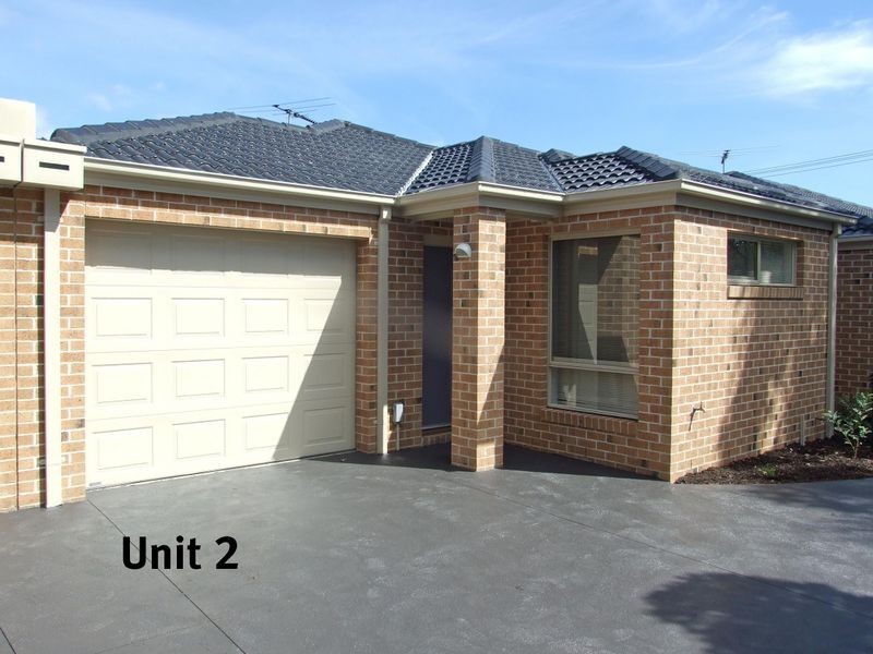 2 & 3/8 Jamieson Court, Pakenham VIC 3810