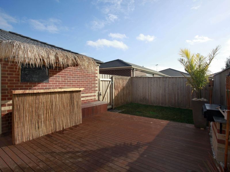 11 Syme Road, Pakenham VIC 3810