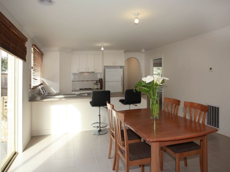 11 Syme Road, Pakenham VIC 3810
