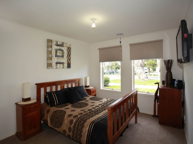 11 Syme Road, Pakenham VIC 3810