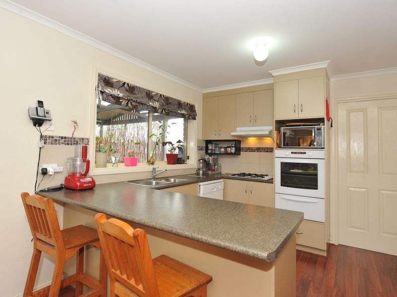 23 Bohemia Crescent, Pakenham VIC 3810