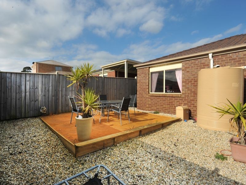 23 Bohemia Crescent, Pakenham VIC 3810