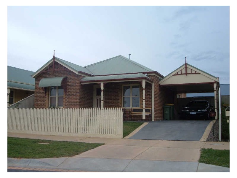 1 Willowbank Pocket, Pakenham VIC 3810