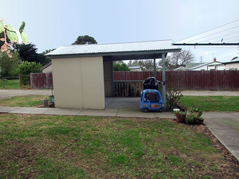 34 Railway Avenue, Tynong VIC 3813